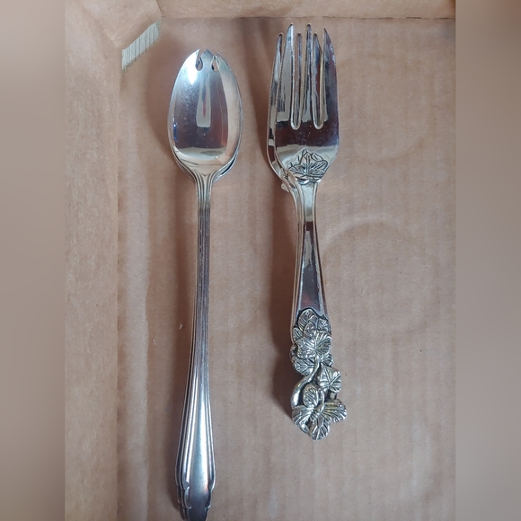 Hand Polished Antique Silver - Picture 5 of 9